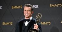 Rob McElhenney has changed his name to ‘Rob Mac’