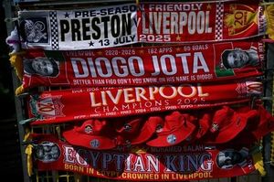 Liverpool Opens Preseason With Emotional Tribute And Victory