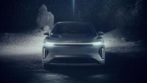 Lucid Motors Faces Challenges Amid Strong Critique Of EV Market