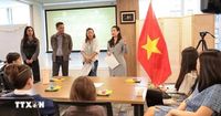 Tôn vinh tiếng Việt: Lan tỏa tình yêu tới các em nhỏ tại thành phố New York, Mỹ