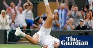Cameron Norrie Battles Through Controversy To Reach Wimbledon Quarterfinals