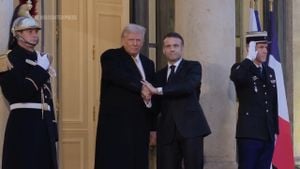 Trump And Macron Unite With Zelenskyy In Key Talks