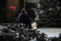 China's Factory Activity Shrinks for 6th Consecutive Month
