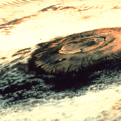 Mars’taki Olympus Mons: En Büyük Yanardağ
