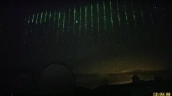 Gökbilimciler Hawaii Üzerinde Görülen Yeşil Işıkların Bir Çin Uydusundan Gelen Lazerler Olduğuna İnanıyor