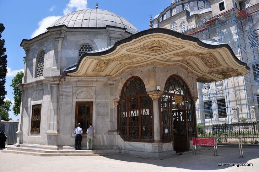 Fatih Sultan Mehmet'in Türbesi