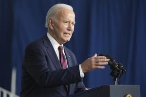 Biden Critiques Trump's Ukraine Policy As Modern Appeasement