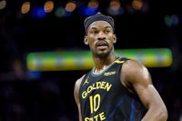 Jimmy Butler Screams 5-Word Message at Grizzlies After Steph Curry's 4-Point Play