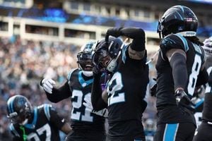 Panthers Seize NFC South Lead With Dramatic Win Over Buccaneers