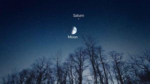 Stargazers Prepare For February's Cosmic Conjunction