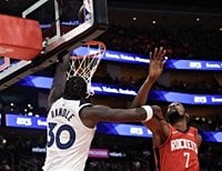 NBA: Kevin Durant's 39-point effort powers Rockets past Wolves