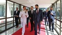 Al-Sharaa meets US CENTCOM Commander in Damascus - Enab Baladi