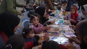 Community Unites For Annual Ramadan Iftar Celebration