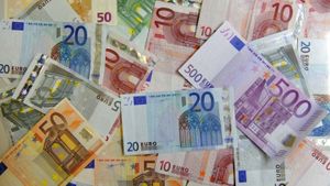 Euro Banknotes Redesign Aims To Celebrate Cultural Heritage