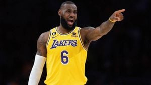 LeBron James Leads Lakers To Victory Over Grizzlies