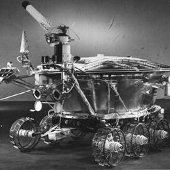 Lunokhod: Moon Robot