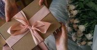 Dia das Mães: a data que aquece o coração e o comércio | Por Trás dos Números