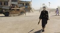 Afghanistan, Pakistan to shore up truce at security talks – DW – 10/25/2025