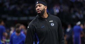 Mavericks Edge Kings In Thrilling Finish As Flagg Rises