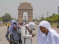 Delhi weather update: Temperature in city to rise to 38 degrees, IMD predicts rainfall on weekend