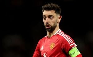 Bruno Fernandes Attracts Al-Hilal Interest But Stays With United