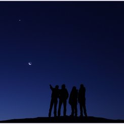 Gökyüzünü Düşünmek