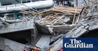 Indonesia school collapse: 91 missing and three dead as rescuers search rubble for second day