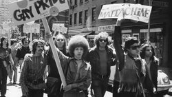 Onur Yürüyüşlerinin Doğuşu: Stonewall İsyanı