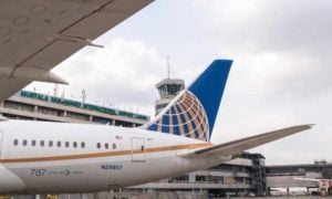 United Airlines Flight UA613 Declares Emergency Landing Due To Cabin Pressure Loss