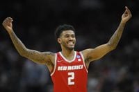 Donovan Dent scores 21 points to lead New Mexico over Marquette 75-66 in March Madness