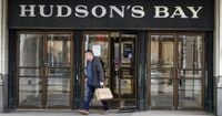 Hudson’s Bay liquidation sales kick off at all but six stores - National | Globalnews.ca