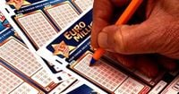 Full Euromillions results with Thunderball as £55m jackpot up for grabs tonight