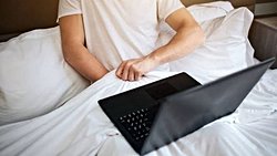 Mastürbasyon ve Erkeklerin Karar Verme Mekanizmaları