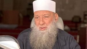 Sheikh Abu Ishaq Al-Huwayni Passes Away After Long Illness