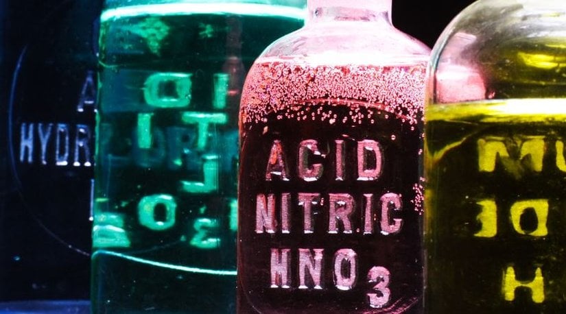 Nitrik asit (kezzap)