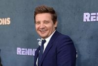 ‘Avengers’ Actor Jeremy Renner Says He Briefly Died After Snowplow Accident