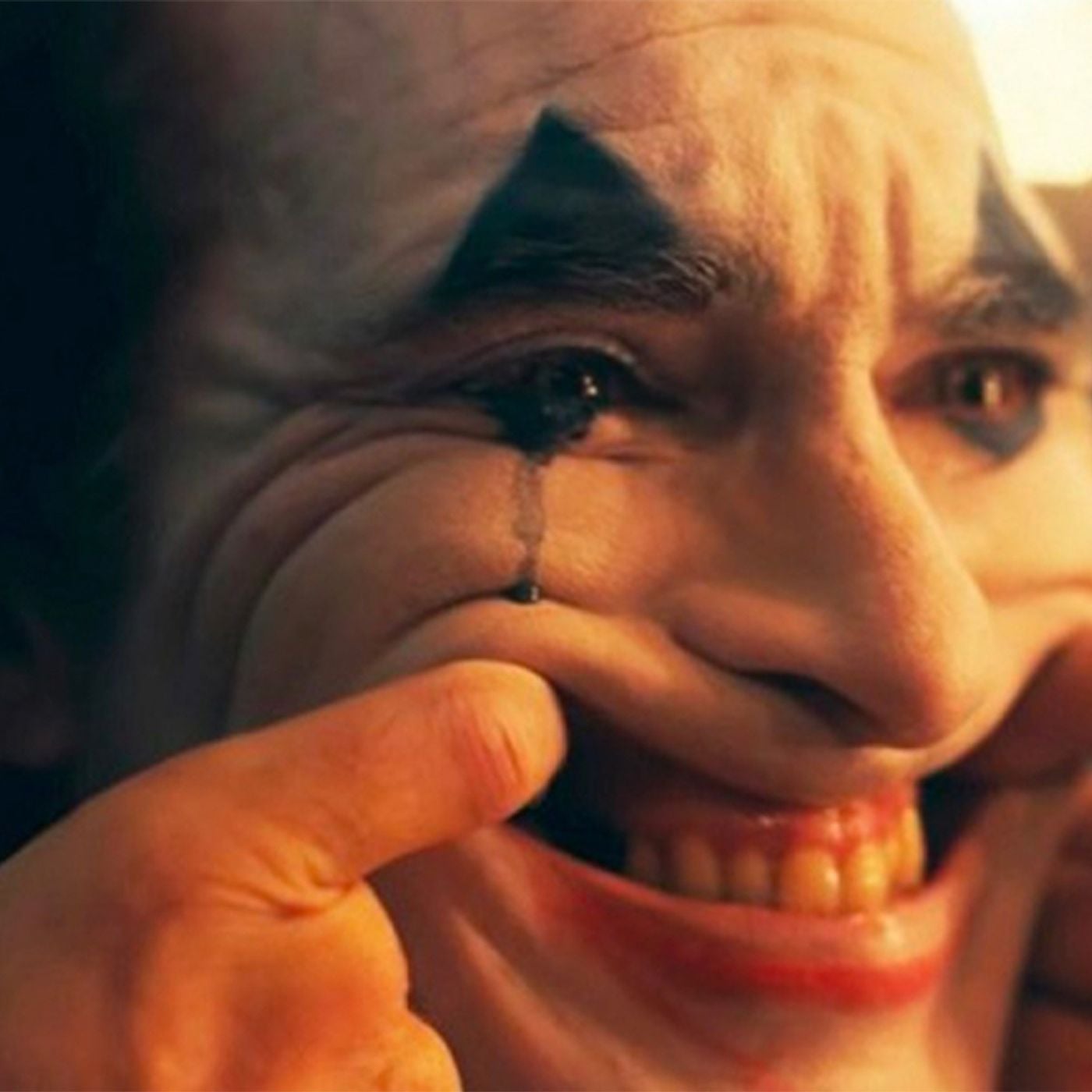 Bizi "Öldürmeyen Şey Güçlendirir" mi? Yeni Bir Araştırma, Bu İddiayı Yanlışlıyor!