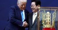 Trump scores golden gifts as United States and Seoul advance trade talks