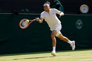 Alcaraz Faces Fritz In Thrilling Wimbledon Semifinal Clash