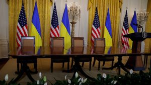 Trump And Zelensky Clash Over US-Ukraine Resource Agreement