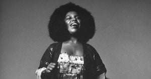 Roberta Flack, Soul Legend, Dies At 88