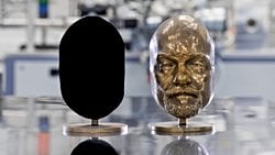 Vantablack Nedir? Siyahtan Daha Siyah Bir Renk Mümkün mü?