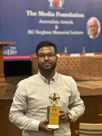 Rokibuz Zaman Wins Vishwa Nath-Delhi Press Award For Fearless Journalism | Ukhrul Times Media