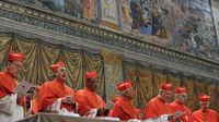 DIRECT. Début du conclave: fumée noire au Vatican ce soir, pas de nouveau pape