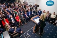 Gallup: Americans’ Trust in News Media Drops to New Record Low