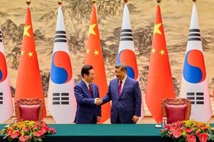 South Korea Deepens China Ties Amid Japan Talks