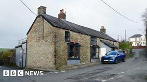 Food Poisoning Outbreak Hits Welsh Pub Sunday Lunch
