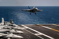 US fighter jet falls overboard while avoiding Houthi attack