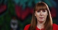 Keir Starmer backs Angela Rayner after Tory outrage over £800,000 Hove flat