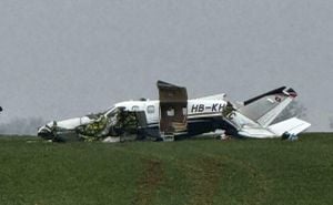 Leuzigen Airplane Crash Injures Three People